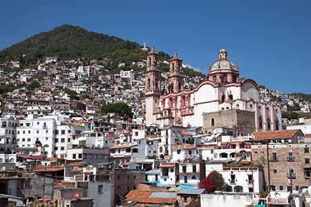 NFE achieves First LNG in Mexico